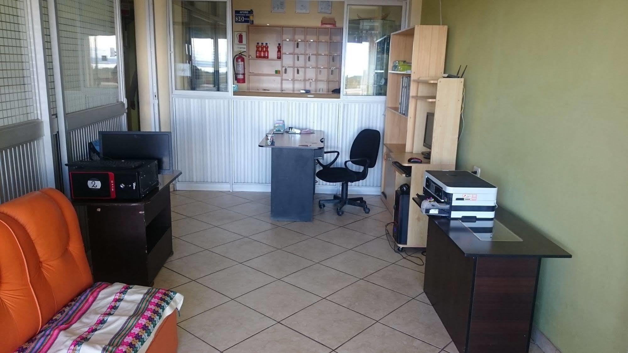 פונו Posada De Percybal Lago Inn מראה חיצוני תמונה
