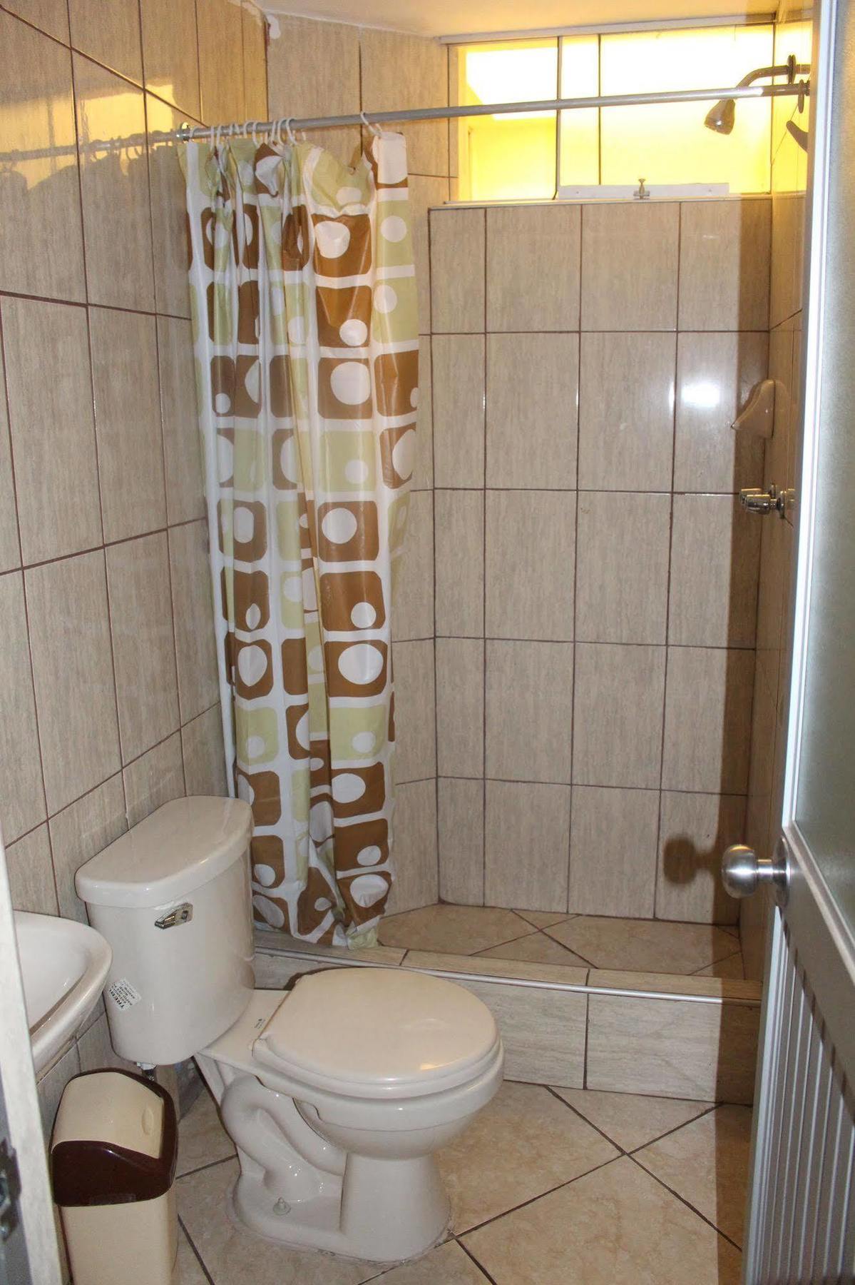 פונו Posada De Percybal Lago Inn מראה חיצוני תמונה